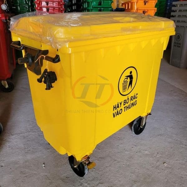 thùng rác y tế 660 lít Thuận Thiên